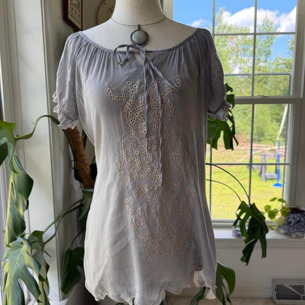 Scalloped Hem Embroidered Fairy Peasant Blouse Vintage 2000s